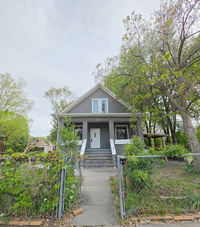 Building Photo - 764 Garfield Ave