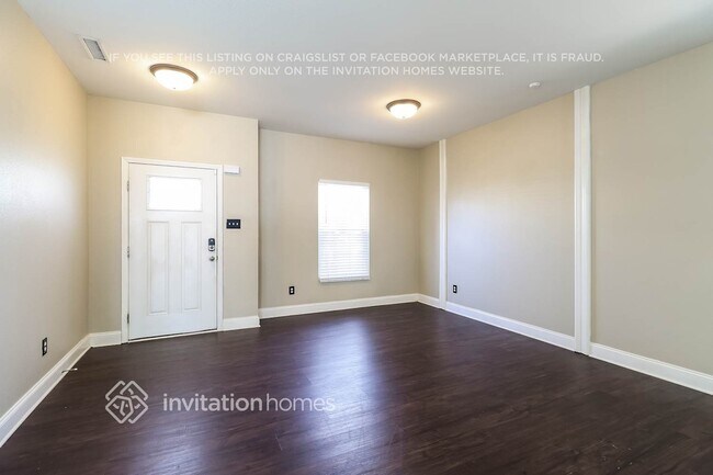 Foto del edificio - 1040 Sapphire Dr