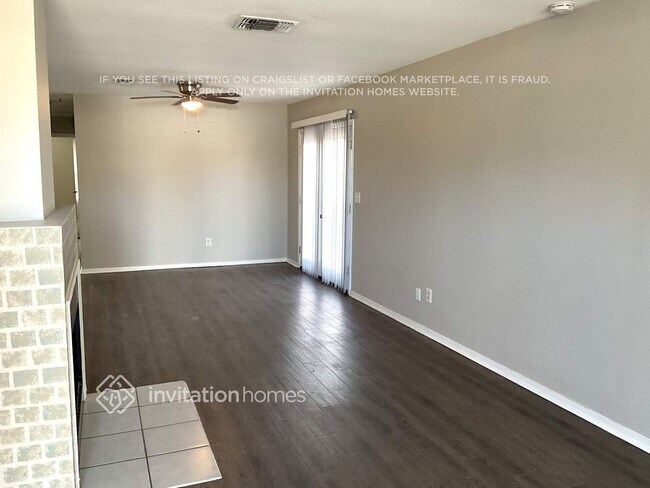 Foto del edificio - 421 Casie Ct