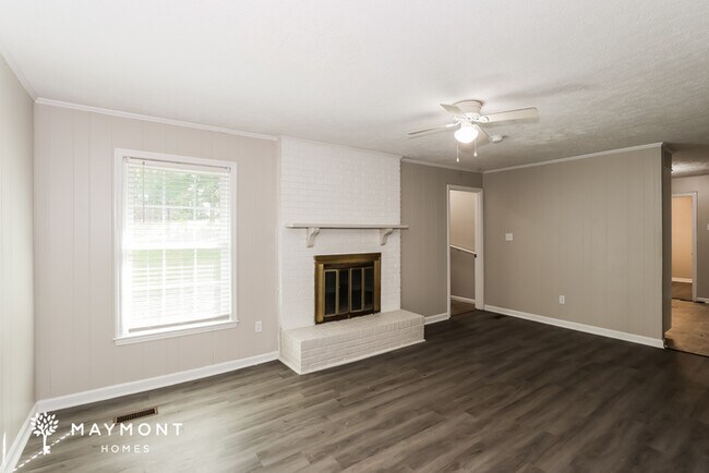 Building Photo - 606 Cardinal Dr