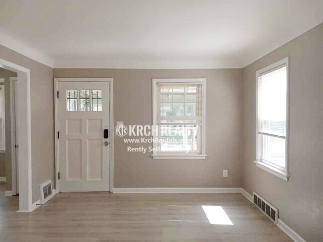 Building Photo - Cute 3-Bed 2-Bath Home in South Toledo