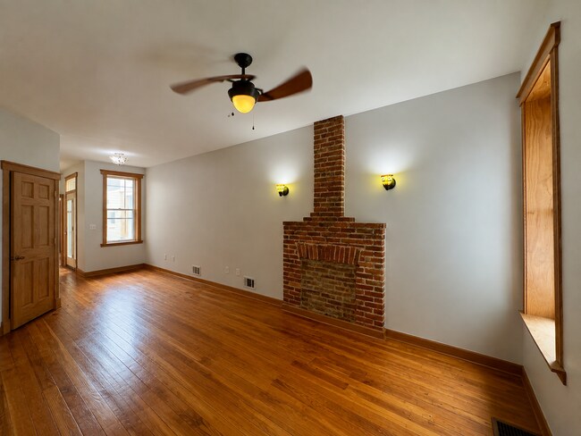 Foto del edificio - 5 E Randall St