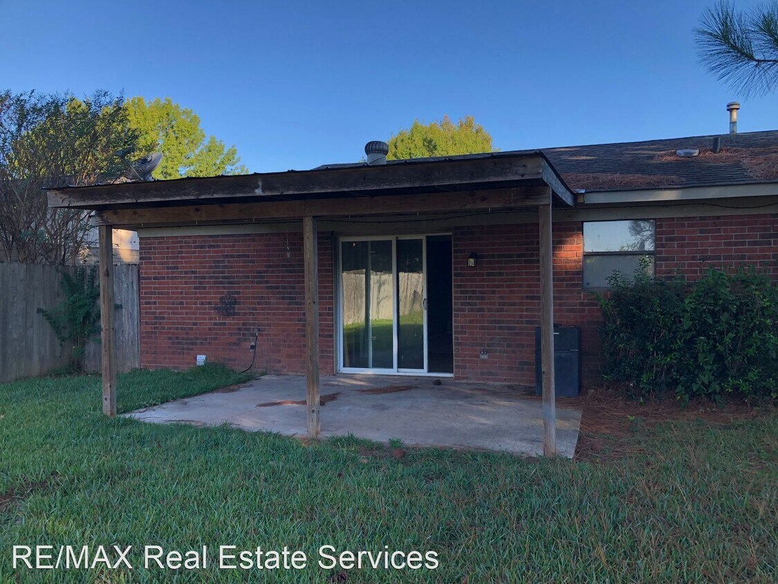3 br, 1 bath House 2202 Kirby Smith House Rental in Bossier City