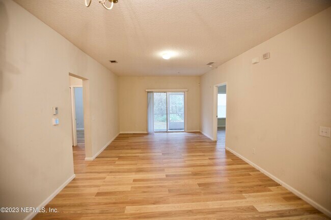 Foto del edificio - 3600 Peak Rd