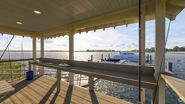 Building Photo - 435 Marina Dr