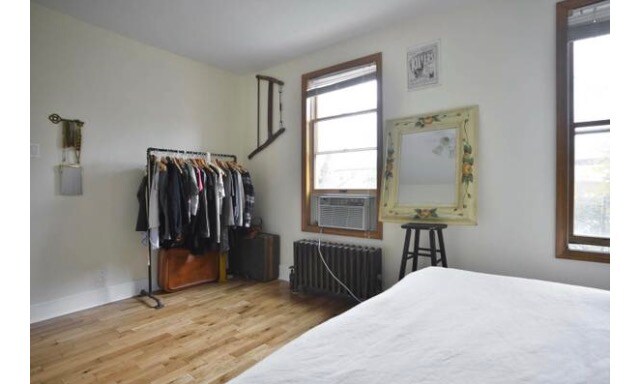 Foto del edificio - 124 8th St