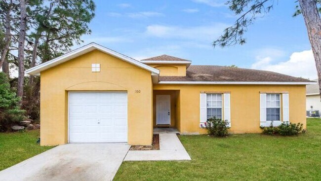 Building Photo - 1159 Schumann Dr