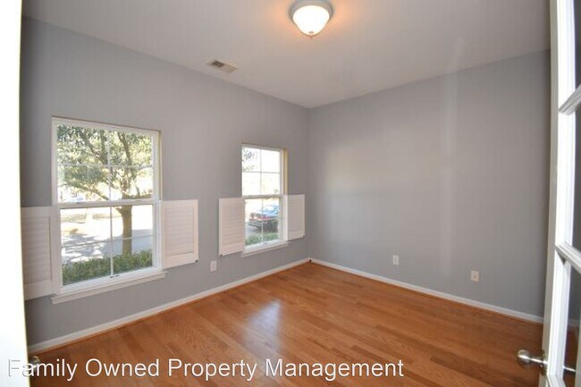 Foto del edificio - 4 br, 3.5 bath House - 219 Lotz Drive