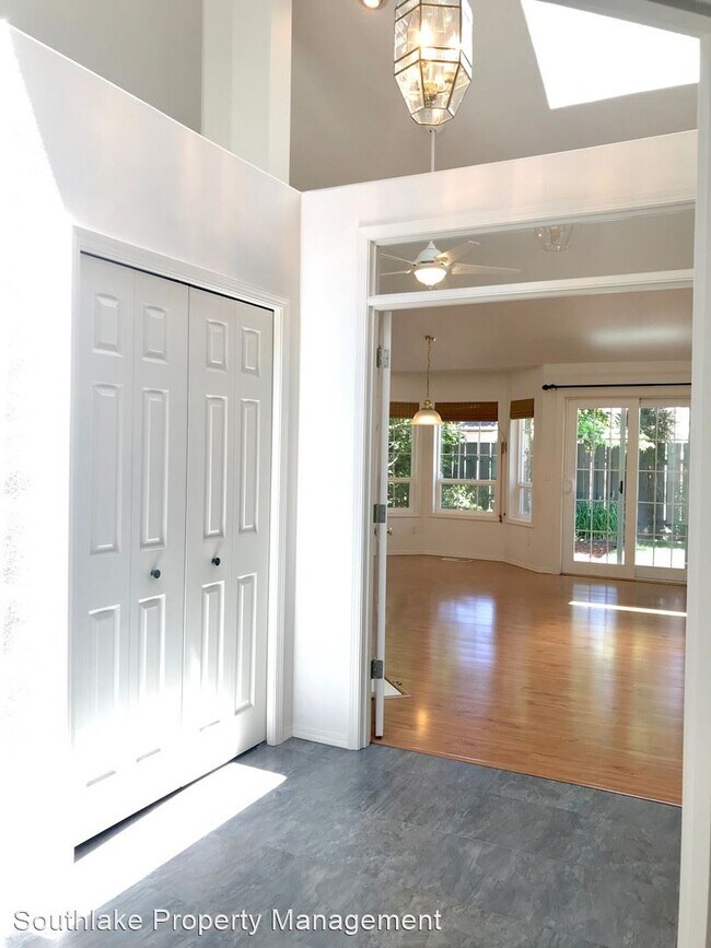 Building Photo - 3 br, 2 bath House - 5371 Greystoke Dr.
