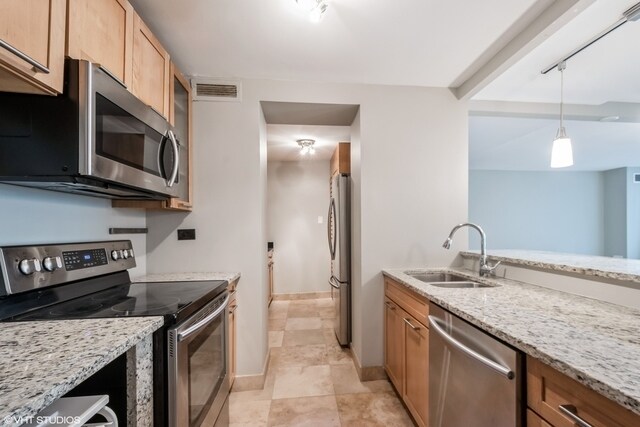 Foto del edificio - 233 E Erie St
