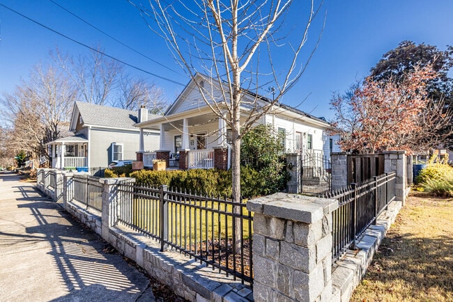 Foto del edificio - 71 Randolph St NE