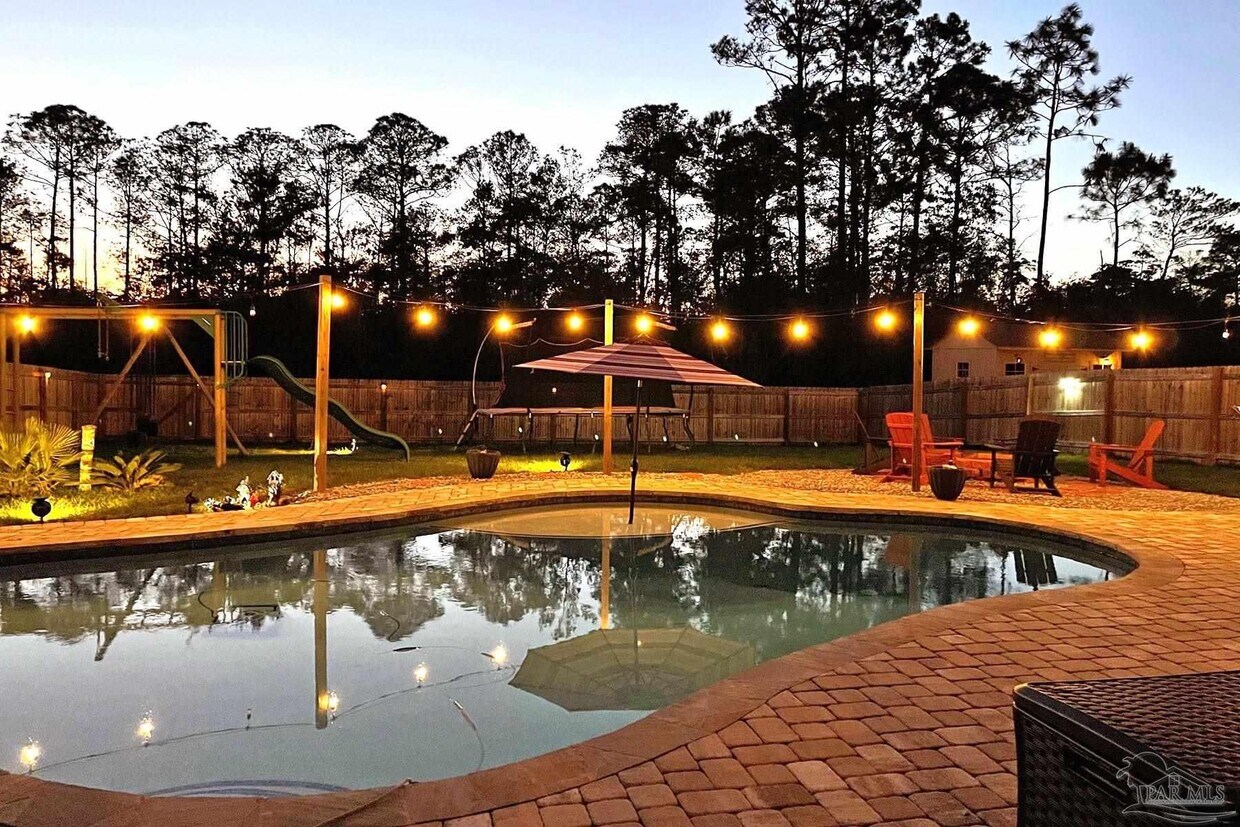 Primary Photo - 3489 Moonstone Dr
