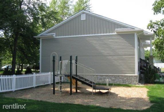 Building Photo - 314 E Washington St