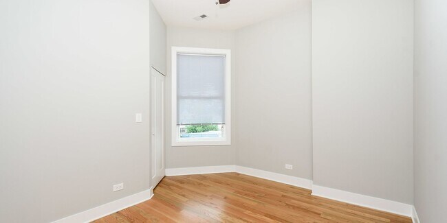 Foto del edificio - Recently Rehabbed, Top Floor 2bd/2bth Avail 5/20