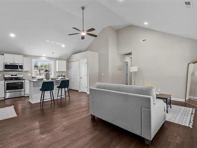 Building Photo - Earn Wealth While Leasing - Like a Homeowner - Lease to Own