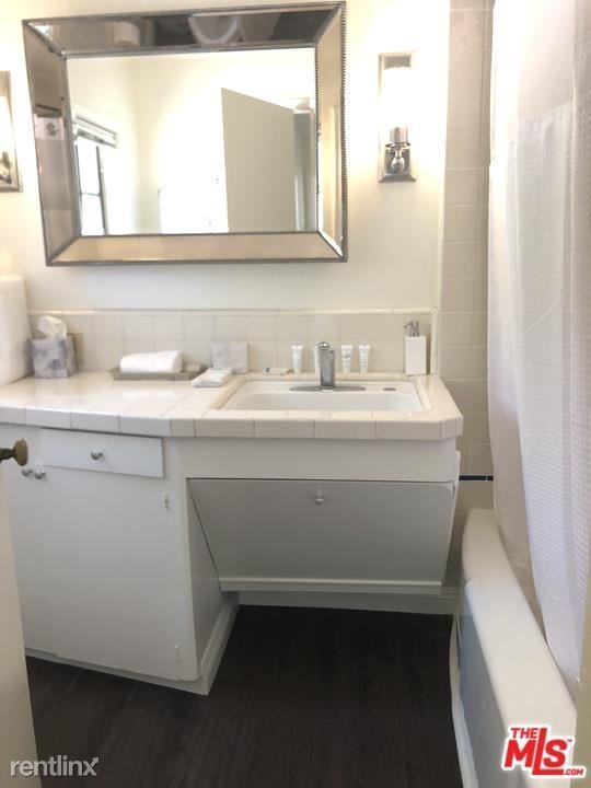 Foto del edificio - 23231 Palm Canyon Ln