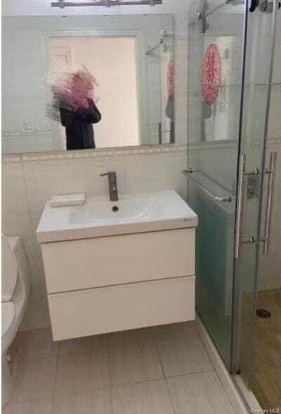 Foto del edificio - 13835 Elder Avenue Unit 10D
