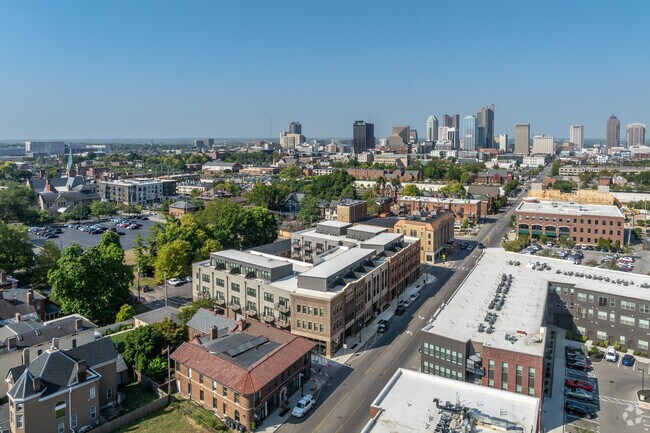 Downtown Columbus Views - Ogden Apartments