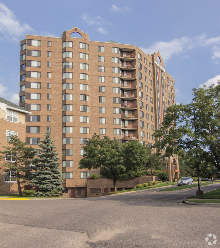 Building Photo - Parkshore Senior Community