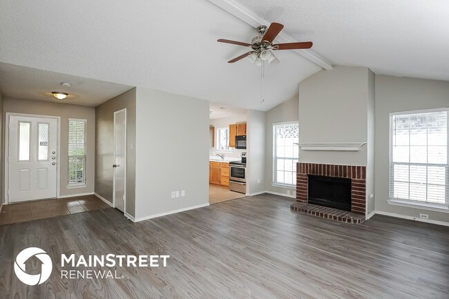 Building Photo - 1113 Glen Creek Dr