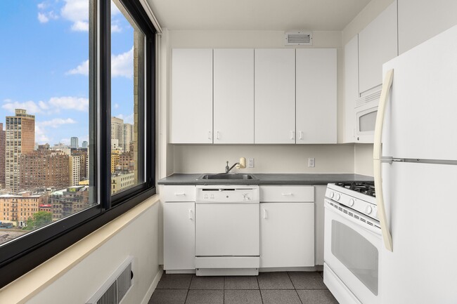 Foto del edificio - 303 E 60th St