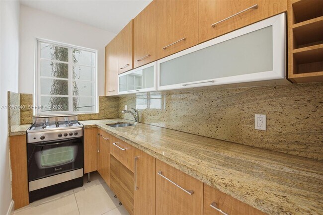 Foto del edificio - 526 15th St