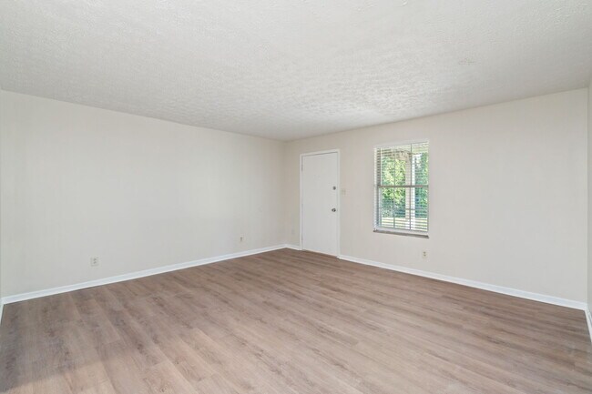 Foto del edificio - 4808 Cannon Ridge Dr