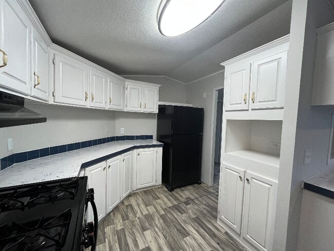 Building Photo - 764 Wilson Dr