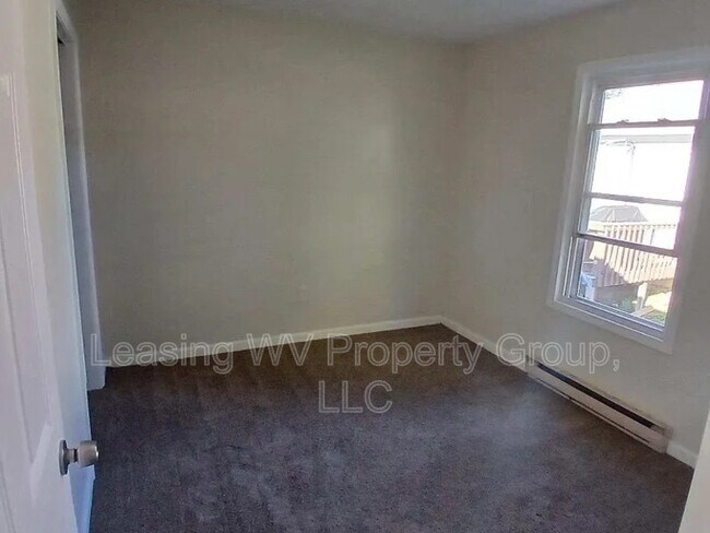 Foto del edificio - 2704 Creamery St