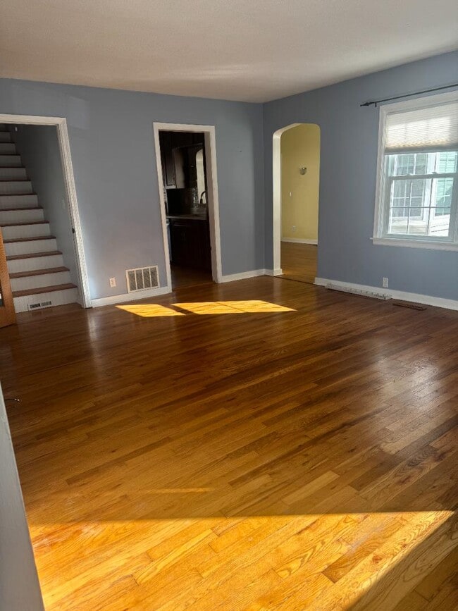 Building Photo - 2311 Bryan St