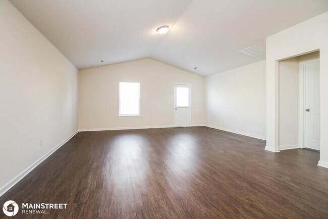 Building Photo - 2424 Pollen Way, Columbia, TN 38401