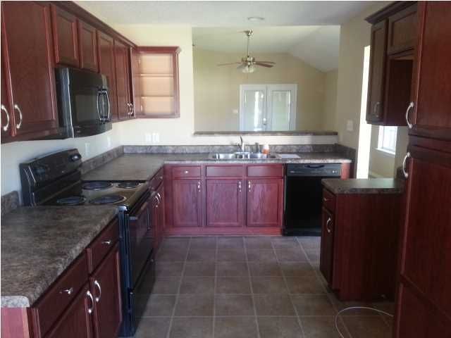 Building Photo - 2074 Spring Grove W