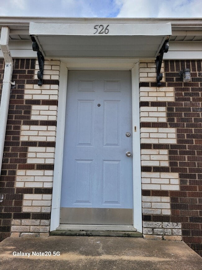 Photo - 526 E Harmon Dr (Midwest City, OK) Apartment