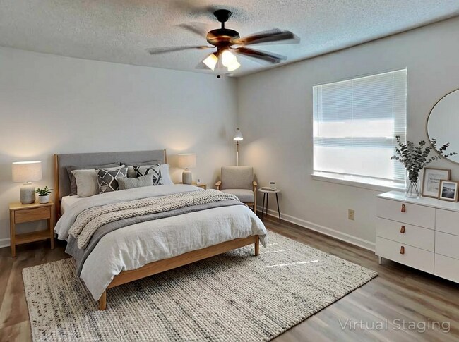 Foto del edificio - 709 Croydon Dr