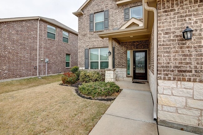 Building Photo - Nice and Gated community, 2015 house.
