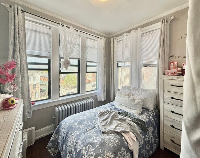 Foto del edificio - 2057 W Touhy Ave