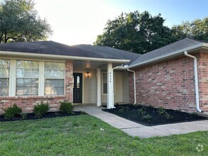 Building Photo - 8639 Sunny Ridge Dr