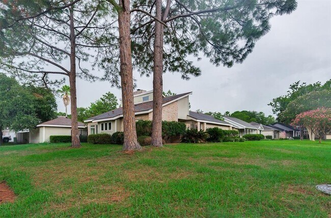 Foto del edificio - 1046 Dominion Dr