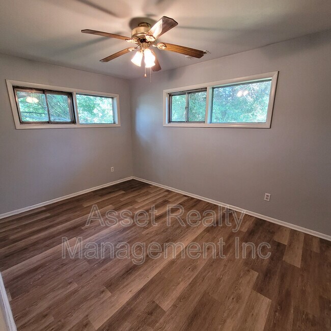 Foto del edificio - 4520 Nicholas Rd NW