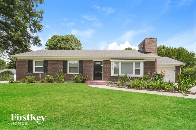 Foto del edificio - 8507 Beechbrooke Rd