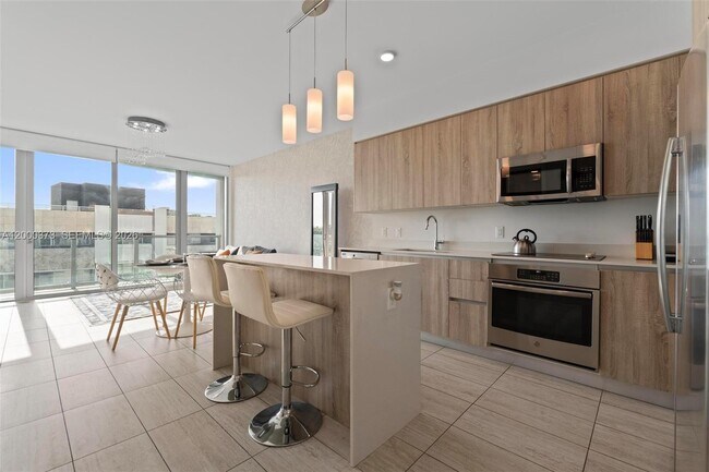 Foto del edificio - 3900 Biscayne Blvd