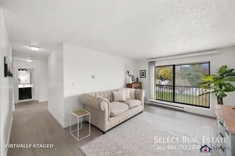 Building Photo - 45598 McIntosh Dr