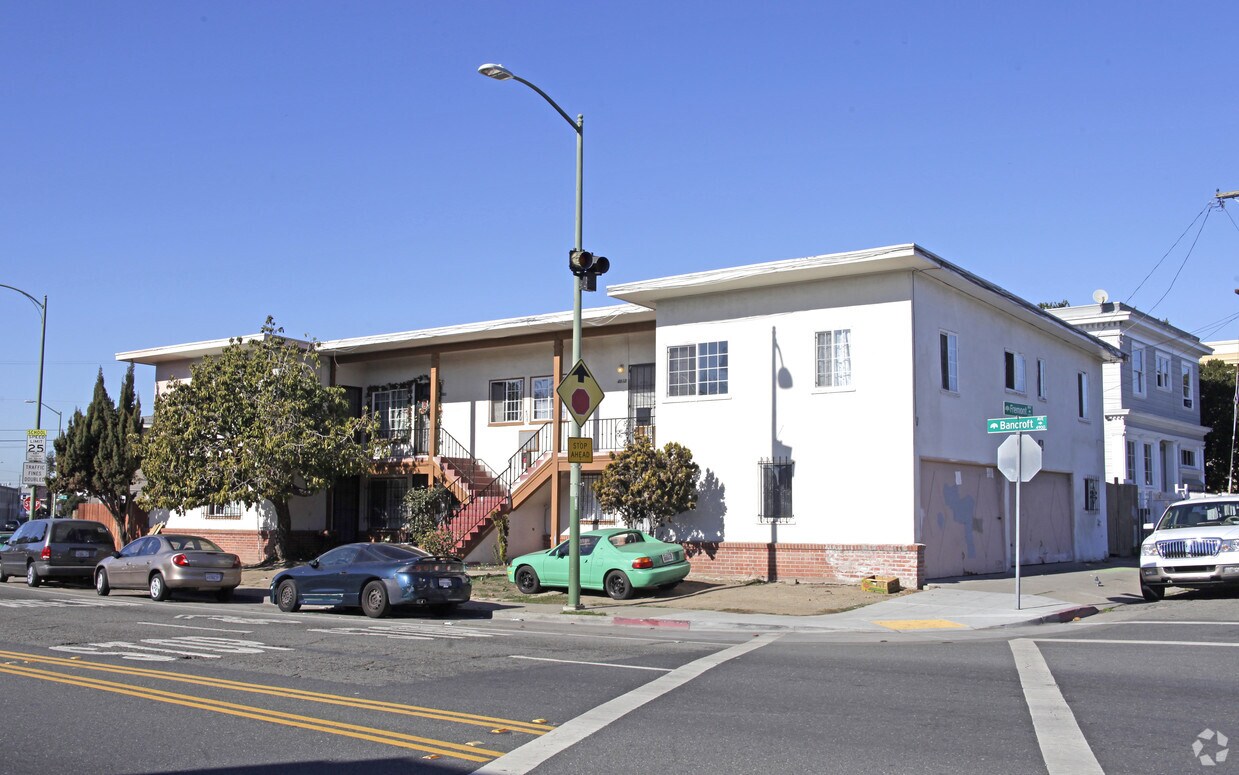 Foto principal - 4824-4836 Bancroft Ave