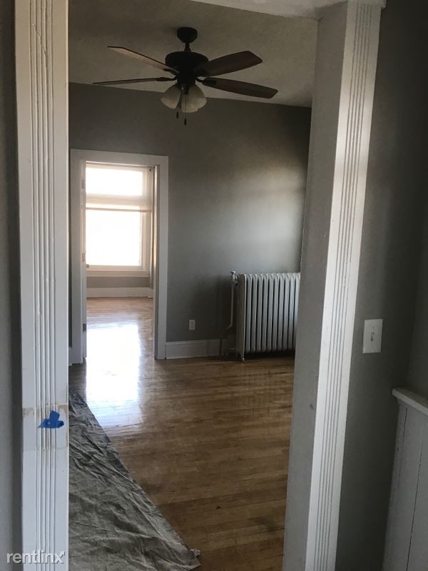 Foto del edificio - 2 br, 1 bath Apartment - 608 Beaumont St