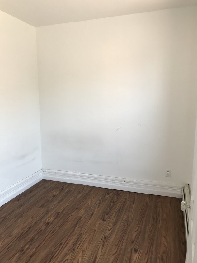 Building Photo - 85 Central Avenue, Unit 85 Central 2nd Fl