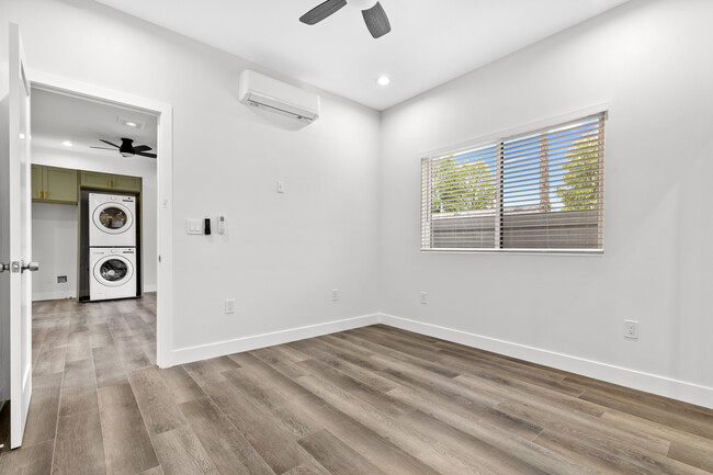 Building Photo - 6519 Coldwater Canyon Ave