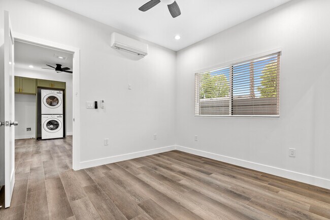 Foto del edificio - 6519 Coldwater Canyon Ave