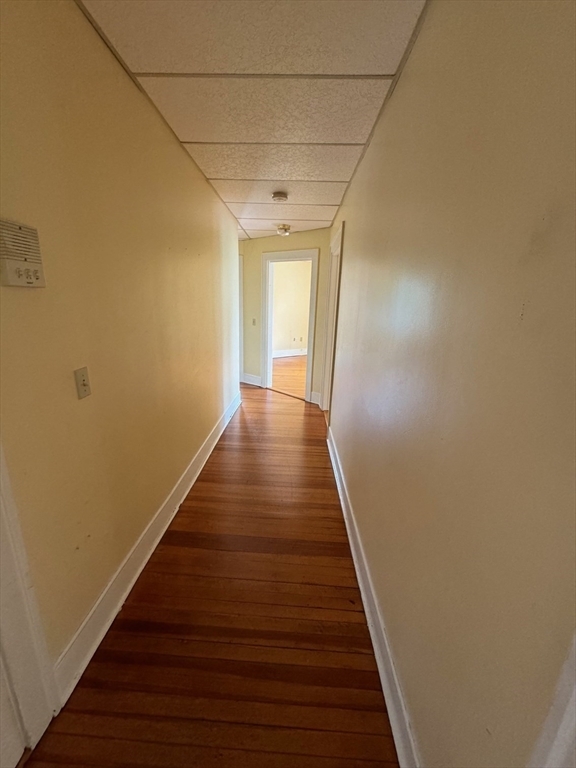 Building Photo - 58 Elm St