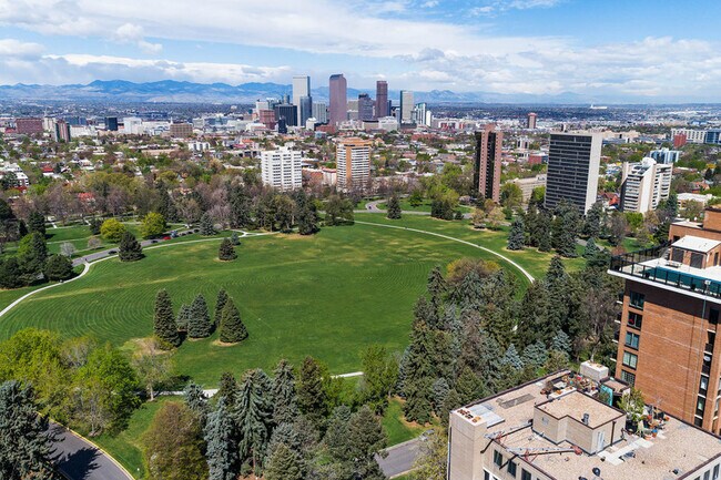 Foto del edificio - 1515 E 9th Ave