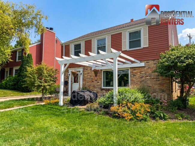 Building Photo - 2913 E Rhode Island Ave